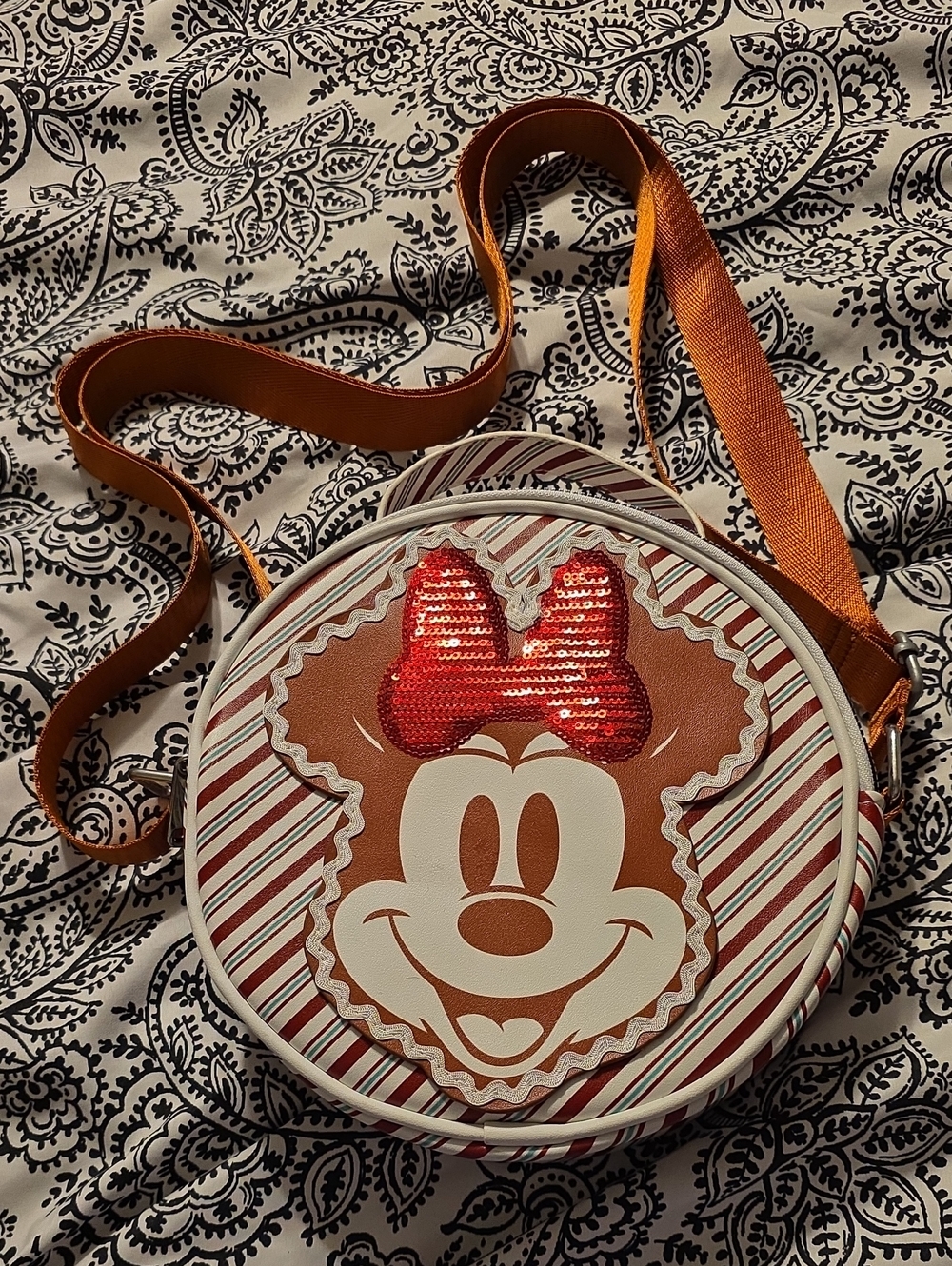 Disney Minnie Mouse Round Crossbody Bag w/ Red Sequin Bow Buckle Down NWT